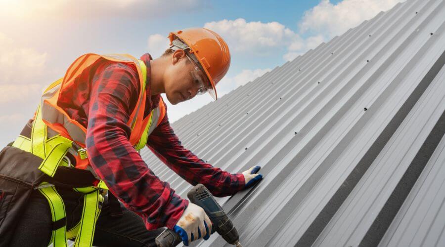 Professional residential roofers in Luzerne, IA